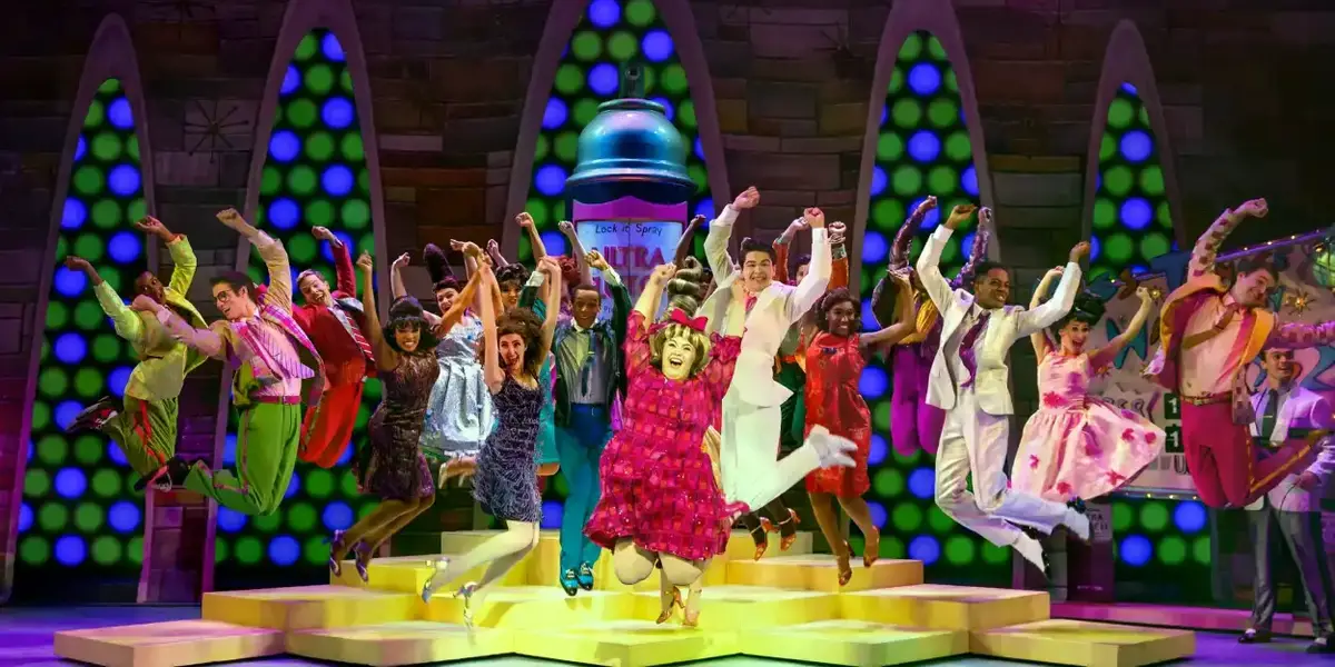 Review Okc Broadway Reaches New Heights With Hairspray