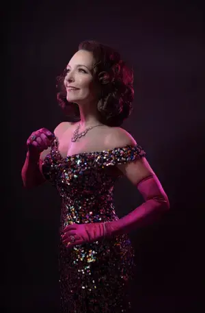 BWW Feature: Niki Scalera Celebrates the Life and Career of Dame Shirley Bassey In DIAMONDS ARE FOREVER