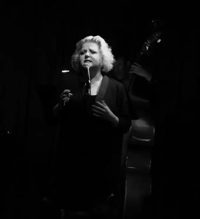 BWW Review: Tanya Moberly Sets The Standard With I LOVE NEW YORK SONGWRITERS PART II at Don't Tell Mama