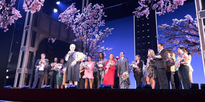 VIDEO: Go Inside Opening Night Of Broadway-Bound THE DEVIL WEARS PRADA In Chicago Video